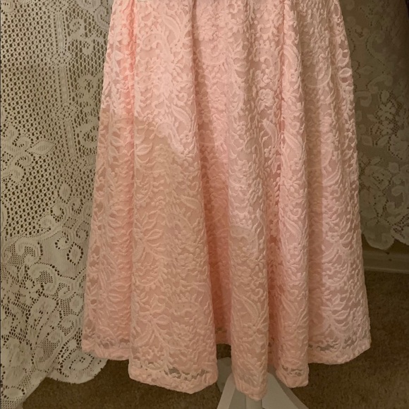 CHARTER CLUB pull over knee length dress, with scalloped cuff sleeves. (lace) - Picture 6 of 13